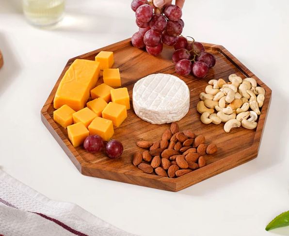 "Rustic Octagon Wooden Snack Platter-Perfect for Entertaining"