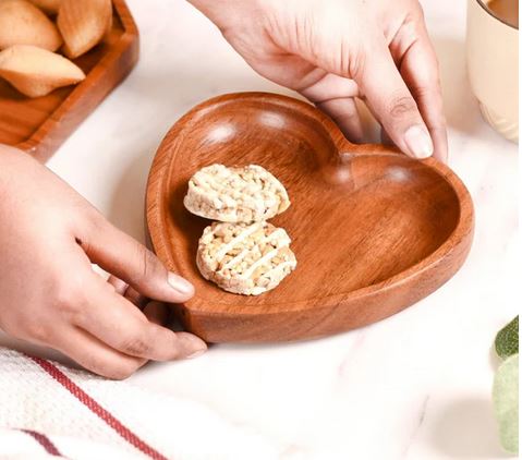 "Acacia Wood Heart Dessert Plate"